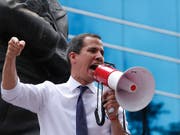 Will einen erneut mit dem Lager von Staatschef Nicolás Maduro über eine Beilegung der Regierungskrise verhandeln: Venezuelas selbsternannter Übergangspräsident Juan Guaidó. (Bild: KEYSTONE/AP/LEONARDO FERNANDEZ)