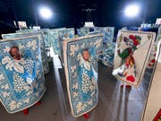 Der Countdown läuft: In neun Tagen beginnt in Vevey die Fête des vignerons. Die Proben für die Vorführungen in der Arena laufen auf Hochtouren. (Bild: Keystone/LAURENT GILLIERON)