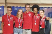 Das Schweizer Team (von links): Tobias Vetter, Anna-Lena Hatzold, Yannik Friedli, Carlo Mühlemann, Julia Gschwind. (Bild: Geografie-Olympiade)
