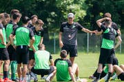 Er sagt, wo es langgeht: St.Gallen-Trainer Peter Zeidler. (Bild: Freshfocus)
