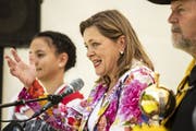 Heidi Z'graggen, Regierungsrätin Kanton Uri, spricht waehrend der Bundesfeier auf dem Rütli. (KEYSTONE/Alexandra Wey, Rütli, 1. August 2019)