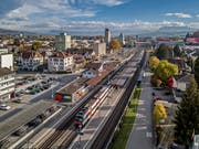 Luftaufnahme des Bahnhofs in Sursee. (Bild: Pius Amrein, Sursee, 6. November 2018)