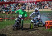 Ein Zweikampf in einer Kurve an der Teffli-Rally vor zwei Jahren.Bild: Dominik Wunderli (Ennetmoos, 26. August 2017)