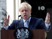 Der britische Permierminister Boris Johnson will raus aus der EU - notfalls auch ohne Deal. Die britische Währung befindet sich nun auf Talfahrt (Bild vom Juli 2019). (Bild: KEYSTONE/AP/FRANK AUGSTEIN)
