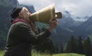 Der Betruf – Szene aus dem Film «UR-Musig» von 1993. (Bild: PD)