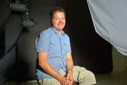 Club-Präsident Andreas Spielmann im vereinseigenen Fotostudio im Nebengebäude des Haus zum Komitee. (Bild: Mario Testa)