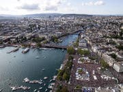 Nach Polizeieinsatz wegen Rohrbombenattrappen: 31-jähriger Deutscher gibt zu den Rucksack während der Street Parade deponiert zu haben. (Bild: KEYSTONE/ALEXANDRA WEY)