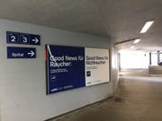 Am Kreuzlinger Bahnhof stechen die Plakate der SBB ins Auge.