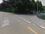 In Ittigen ist am Mittwochmittag ein flüchtiger Autofahrer verunfallt. Die Polizei konnte den Mann nach einer wilden Verfolgungsjagd stellen. (Bild: Google Streetview)