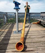 Stadtpräsident Anders Stokholm spielte mit seinem Alphorn auch schon auf dem Stählibuck. (Bild: Andreas Taverner, 9. Juli 2017)