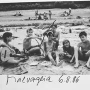 Tobi Gmür (ganz rechts) 1986 im Sommerlager in Malvaglia. (Bild: PD)