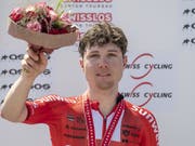 Marc Hirschi kann sich freuen: An der Benelux-Rundfahrt schafft es der Berner aufs Podest (Bild: KEYSTONE/URS FLUEELER)