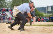 Arnold Forrer am Thurgauer «Kantonalen» 2016 in Märwil holte Nöldi Forrer im letzten Gang den Kranzrekord. (Bild: Andrea Stalder)