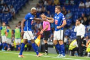 Harmlose FCL-Angreifer: Pascal Schürpf (rechts) kommt für Blessing Eleke ins Spiel gegen Espanyol in Barcelona. (Bild: Martin Meienberger/Freshfocus, 15. August 2019)