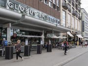 Die zum Verkauf stehende Warenhausgruppe Globus holt den Jelmoli-Chef in die Geschäftgsleitung. (Bild: KEYSTONE/ENNIO LEANZA)