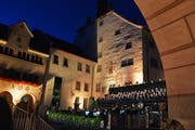 Die Lichtregie tauchte die Altstadtkulisse wieder ein stimmungsvolles Licht. (Bilder: Carola Nadler)