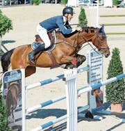 Hier reitet Peter Kopecky mit Candy von Hof im R/N 135 auf Rang fünf.