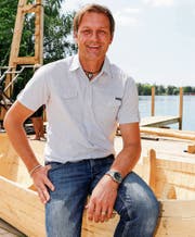 Roland Brändli auf der Seebühne Steinach, die eigens für das Jubiläums-Festspiel gebaut wurde. (Bild: Rudolf Hirtl)
