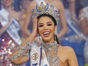 «Die Schönheit einer Frau ist nicht 90-60-90»: Die 19-jährige Marketingstudentin Thalia Olvino wurde am Donnerstag zur neuen Miss Venezuela gekrönt. (Bild: KEYSTONE/AP/ARIANA CUBILLOS)