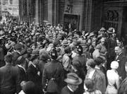 Am 13. Juli 1931 kam es in Berlin zum Bankrun. Die Sparer wollten ihr Geld retten. (Bild: Getty Images)