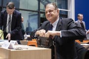 CVP-Nationalrat Claude Béglé an einer öffentlichen Kommissionssitzung im Januar 2019. (Bild: Keystone)
