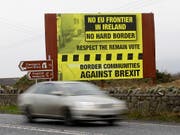 Irland droht bei hartem Brexit laut Studie Wohlstandsverlust. (Bild: KEYSTONE/AP/PETER MORRISON)