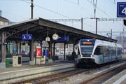 Schon im Jahr 2021 sollen Direktzüge von Weinfelden-Romanshorn-Rorschach nach Lindau fahren - im Bild die S7 in Weinfelden. (Bild: Noah Salvetti)