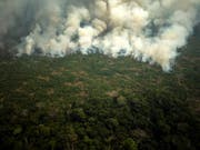 Brasilien setzt nach internationaler Kritik das Militär für die Brandbekämpfung im Amazonasgebiet ein. (Bild: KEYSTONE/EPA EFE/JOEDSON ALVES)