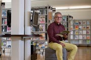 Werner Mehr im Berufsinformationszentrum, das er nach 19 Jahren verlässt. (Bild: Corinne Glanzmann, Stans, 21. August 2019)