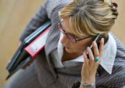 Für Vorgesetzte und Fachspezialisten sollen ein neues Arbeitszeitmodell gelten. (Bild: KEYSTONE/DPA/Patrick Pleul)