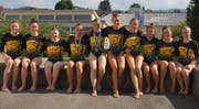 Gruppenbild der K6- und K7-Turnerinnen; von links: Livia Zgraggen, Nina Planzer, Désirée Zgraggen, Marion Gisler, Lilian Gisler, Chiara Gisler, Julia Müller, Sina Gisler, Bianca Volken und Viviane Kempf. (Bild: PD)