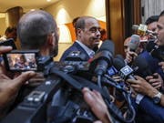 PD-Chef Nicola Zingaretti spricht nach Verhandlungen mit dem Chef der Fünf Sterne Bewegung Luigi Di Maio mit den Medien in Rom. (Foto: Fabio Frustaci/EPA) (Bild: KEYSTONE/EPA ANSA/FABIO FRUSTACI)