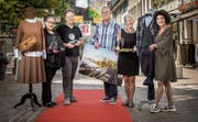 Die Initianten der Altstadt-Modeschau: Hilde Market (Hilde Market Schuh- und Hutmode AG), Roger Winiger (Foto Winiger GmbH), Richard Ziegler, Brigitte Bianchi (Restaurant La Trouvaille) und Karin Pitta (Numero 1 AG). (Bild: Reto Martin)