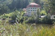 Das «Rössli» an der Strasse zwischen Degersheim und Flawil ist ein historisch gewachsener, wichtiger Teil des Klosterbetriebs Magdenau. (Bild: Andrea Häusler)