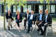 Der neu zusammengesetzte Horwer Gemeinderat (von links): Hans-Ruedi Jung (CVP), Claudia Röösli (L20), Gemeindeschreiber Beat Gähwiler, Ruedi Burkard (FDP), Jörg Stalder (L20) und Thomas Zemp (CVP). (Bild: PD/Gemeinde Horw)