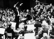 Zubin Mehta am Eröffnungskonzert der Internationalen Musikfestwochen von 1970. (Bild: Keystone, Luzern, 16. August 1970)