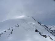 Sieben von insgesamt 14 Skitourengänger starben im April 2018 beim Bergdrama von Arolla VS. Weil sich das Wetter plötzlich verschlechterte, irrten sie stundenlang im Sturm umher und fanden ihr Nachtquartier nicht. (Bild: police cantonale valaisanne)