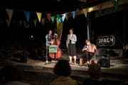 Die Gruppe Iheimisch beim Strassenmusik-Festival im Innenhof des Sentitreffs in Luzern. (Bild: Manuela Jans-Koch, Luzern, 28. August 2019)