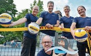 Die Köpfe des Vereins Sandhalle und der Stadtpräsident als Unterstützer in erwartungsfroher Pose: Markus Müller, Sascha Heyer, Anders Stokholm, Remo Witzig und vorne Jörg Engweiler. (Bild: Mathias Frei)