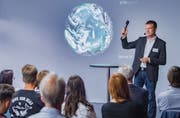 An den Gymnasien herrsche ein «rebellischerer Geist», sagt Reto Knutti, doch müsse das Thema allen Bevölkerungsschichten klar gemacht werden. (Bild: Urs Bucher, Rorschach, 28. August 2019)