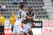 Wils Kwadwo Duah (rechts) bejubelt sein Tor zum 3:3. (Bild: Gianluca Lombardi)