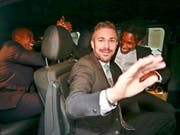 Der US-Rapper Asap Rocky (r) ist mit einem Privatjet in die USA zurückgeflogen. (Bild vom 2. August) (Bild: KEYSTONE/EPA TT NEWS AGENCY/FREDRIK PERSSON)