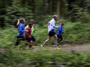 Der Anteil der Schweizer Bevölkerung, der sich aus gesundheitlicher Sicht in ausreichendem Masse bewegt, ist in den letzten zehn Jahren von 62 auf 76 Prozent gestiegen. (Bild: Keystone/ANTHONY ANEX)