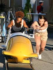 Michaela Koch (vorne) und Sprinterin Salomé Kora hätten wohl auch als Bobfahrerinnen Erfolg. (Bild: Urs Huwyler)