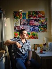 Anas Modamani in seiner Wohnung in Berlin Lichtenberg (Bild: Gregor Zielke)