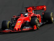 Sebastian Vettel im Ferrari fuhr im ersten Training zum Grand Prix von Belgien die beste Rundenzeit (Bild: KEYSTONE/AP/LASZLO BALOGH)