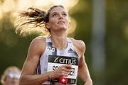 Lea Sprunger: Auch in Bern nicht unter 55 Sekunden. (Bild: Keystone/Anthony Anex)
