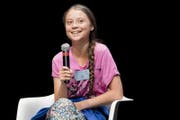 Die 16-jährige Greta Thunberg will in Lausanne helfen, die Klimabewegung am Leben zu erhalten und konkrete Erfolge zu erwirken. (KEYSTONE/Jean-Christophe Bott)