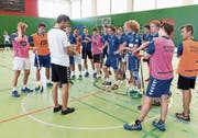 Fordert seine Nachwuchsspieler heraus: Radim Cepek, Cheftrainer der U21 von Zug United. (Bild: Roger Zbinden, Zug, 3. August 2019)