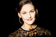 Geigerin Franziska Hölscher erhielt von den Hirzenberg-Organisatoren eine Carte Blanche. (Bild: Irène Zandel)